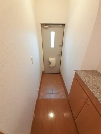 ナッツベリーハウス Aの物件内観写真